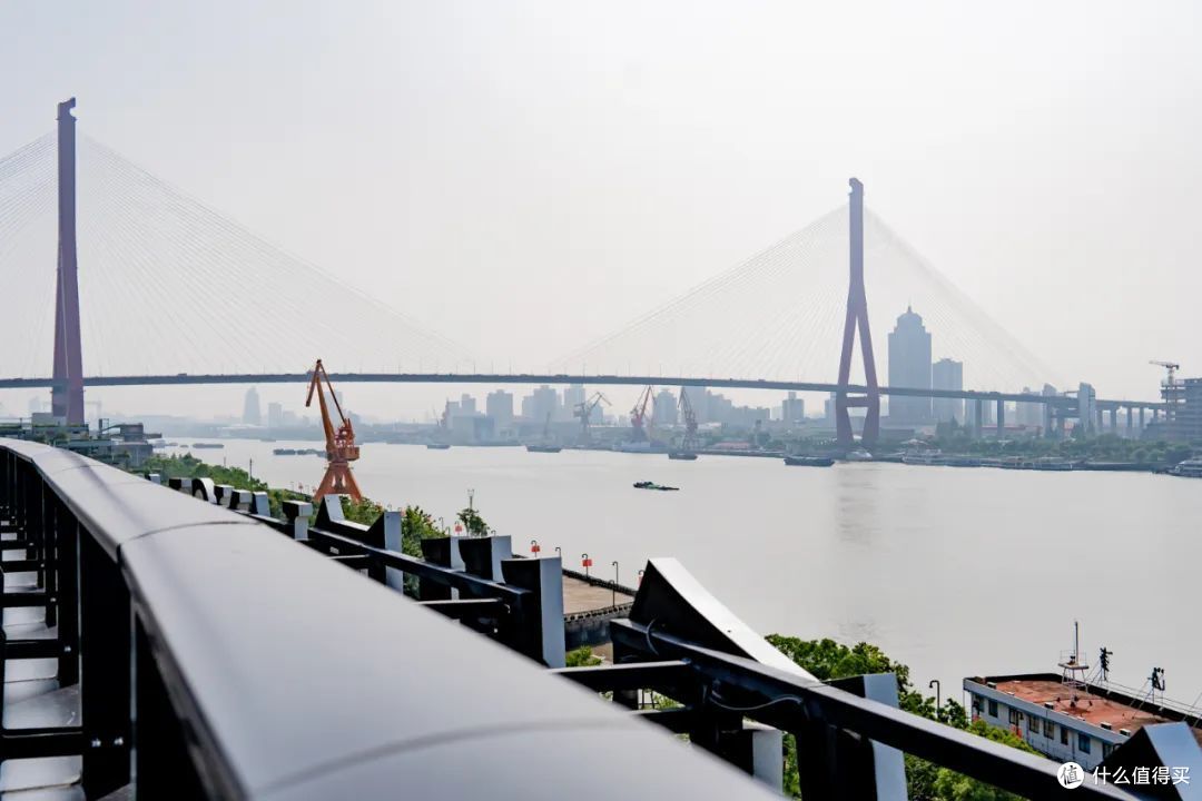 上海柏凡音乐酒店:一线江景 24小时音乐为伴