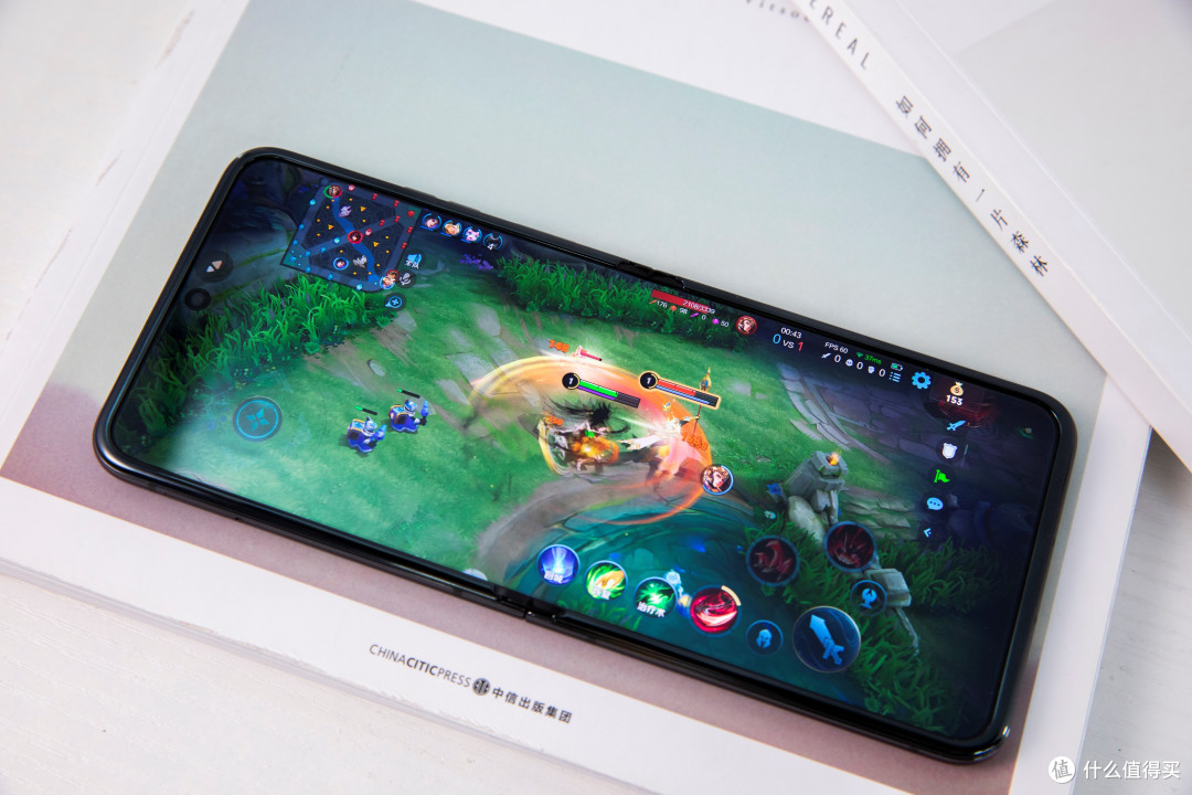 moto razr 40 Ultra上手:小折叠终极形态的抢先体验