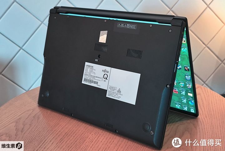 【维P测评】富士通 FUJITSU LIFEBOOK U94A - 力量敏捷战将 超轻量的高性能商务实用派 90图长文测评