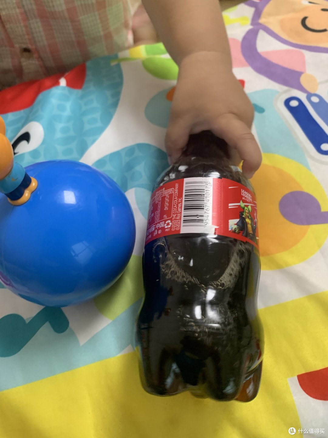 夏日炎炎,怎么可以少的了可乐的参与