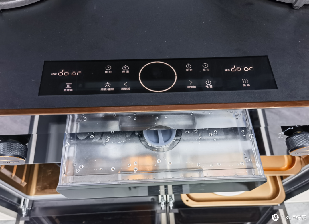 《2023年还有谁没有安装集成灶？现代厨房的必备选择——安装集成灶后的实际感受与心得》﻿