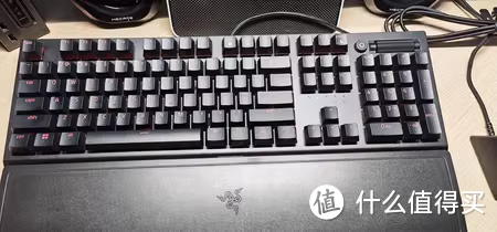 💥雷蛇黑寡妇蜘蛛V3，让你的键盘不再孤单！🎉
