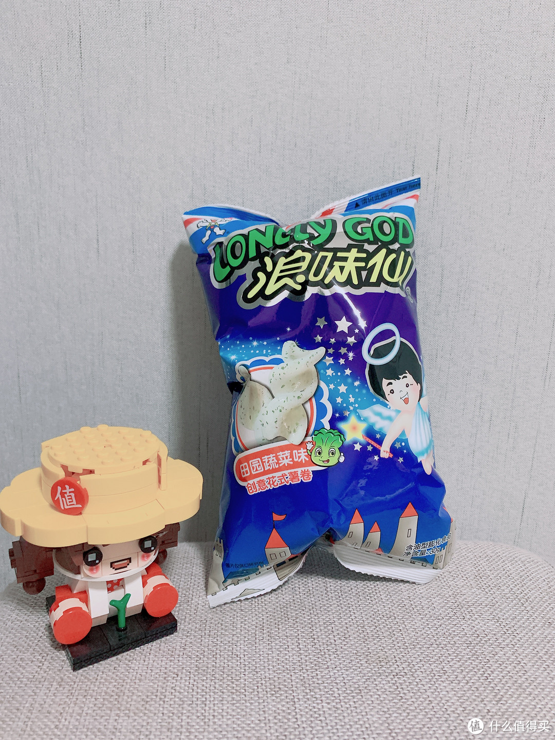 夏天颜色压力大，那试试超级解压的膨化食品吧