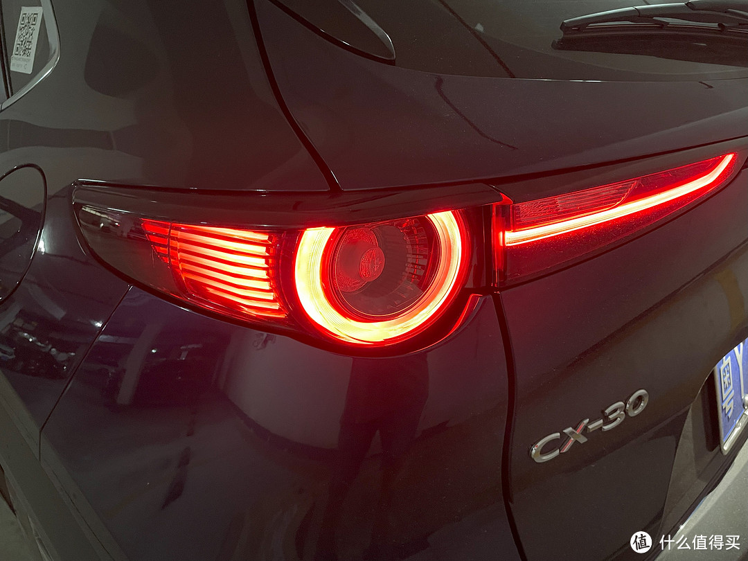 马自达特色:低高配车型配置差异大,CX-30手动挡升级尾灯