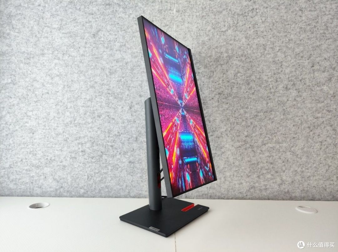 24英寸商务显示器推荐:联想ThinkVision P24h-30显示器上手体验及测评—高颜值24英寸显示器
