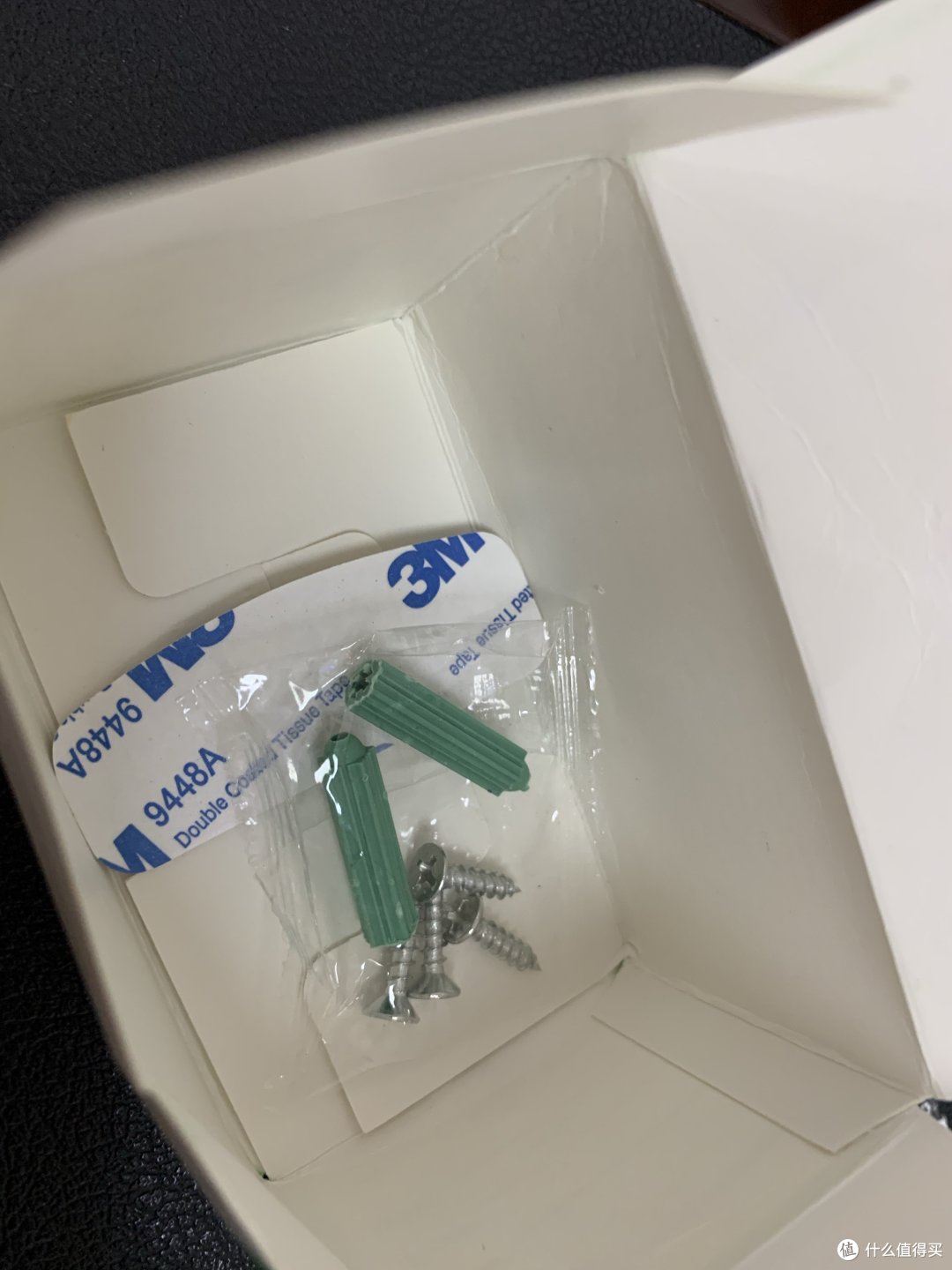 解决了洗手间风吹门的问题