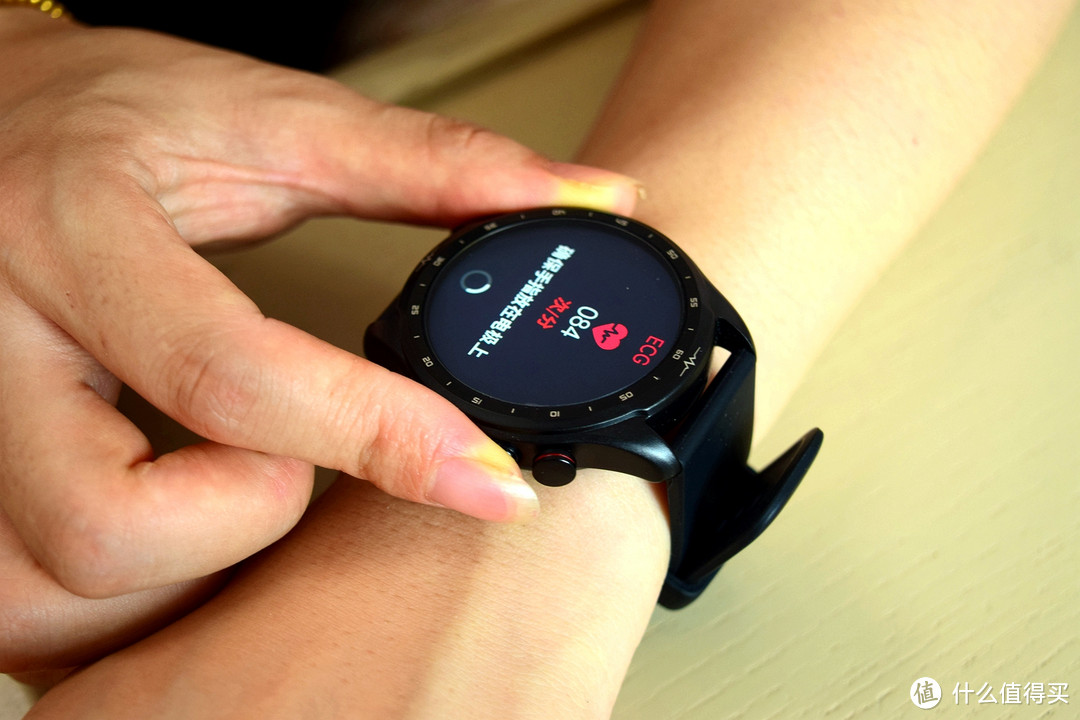 全天自动监测血氧、血压血糖趋势，更适合老人的智能手表！