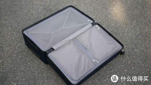 大学生入学必备超高性价比行李箱分享：地平线8号经典款行李箱