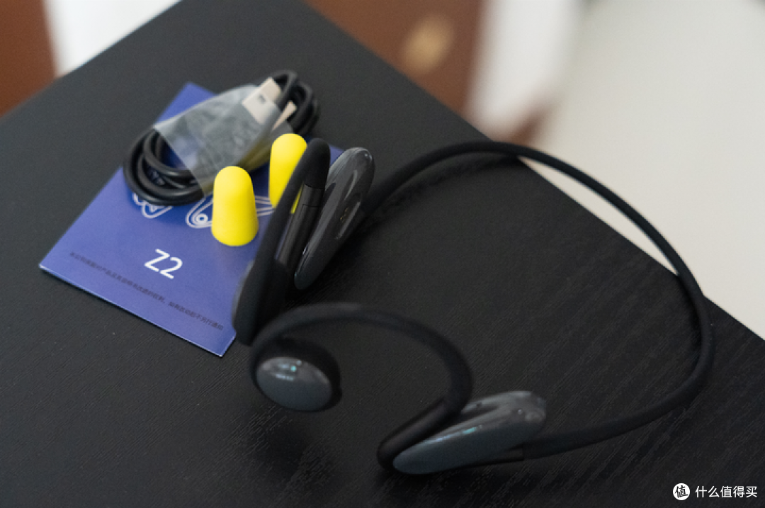 要颜值有颜值,要音质有音质,VCF骨传导黑天鹅Z2耳机出手不凡