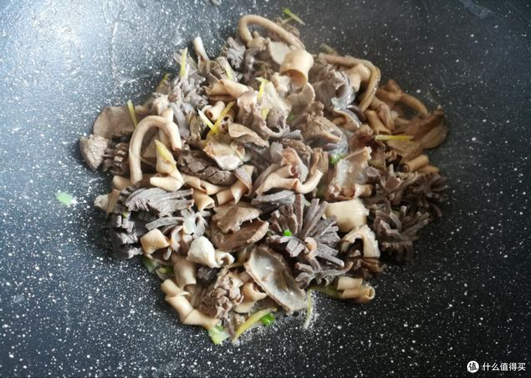 夏秋换季，吃猪肉不如吃这肉，对脾胃好，很多人当垃圾扔，不懂真可惜