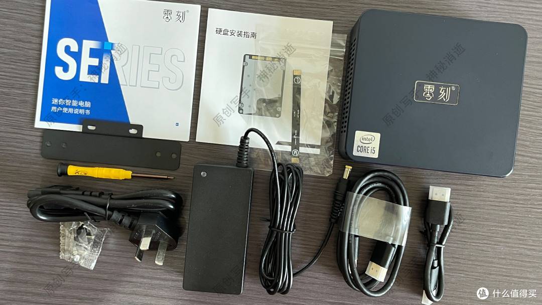 零刻SEi10 1035G7 MINIPC让你轻松拿捏居家办公和影音娱乐