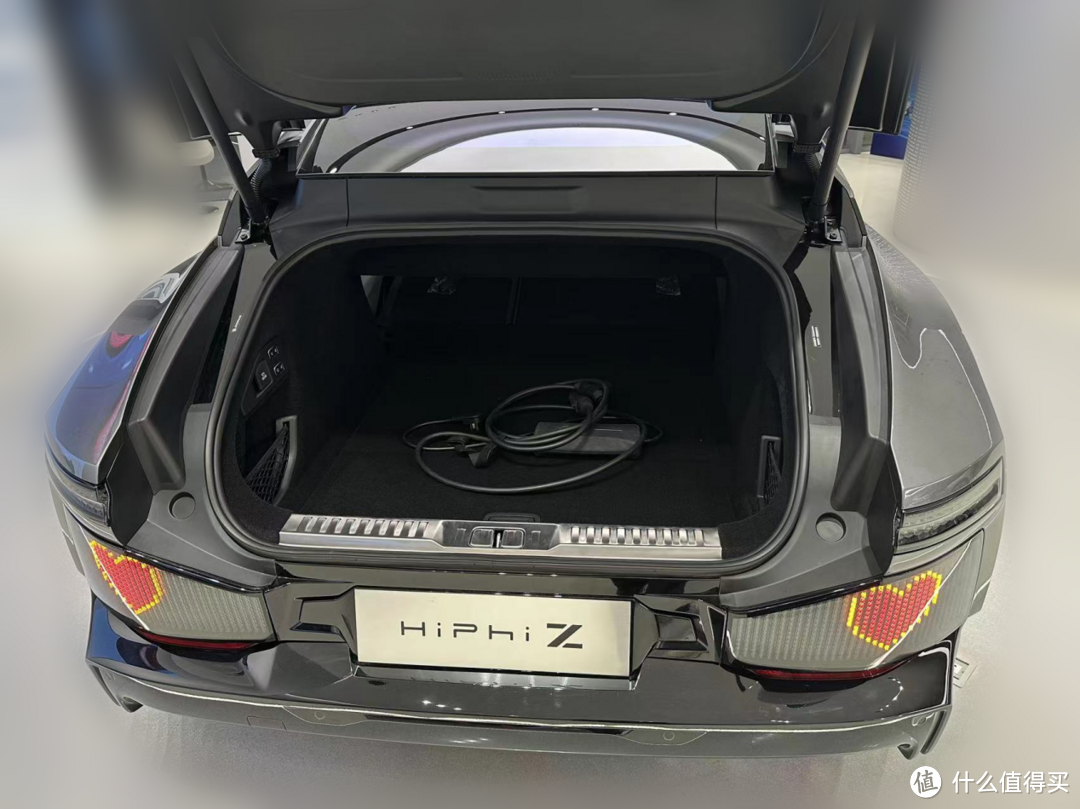 高合HiPhi Z：车型定位暂时没有竞品，用户比想象中更有钱