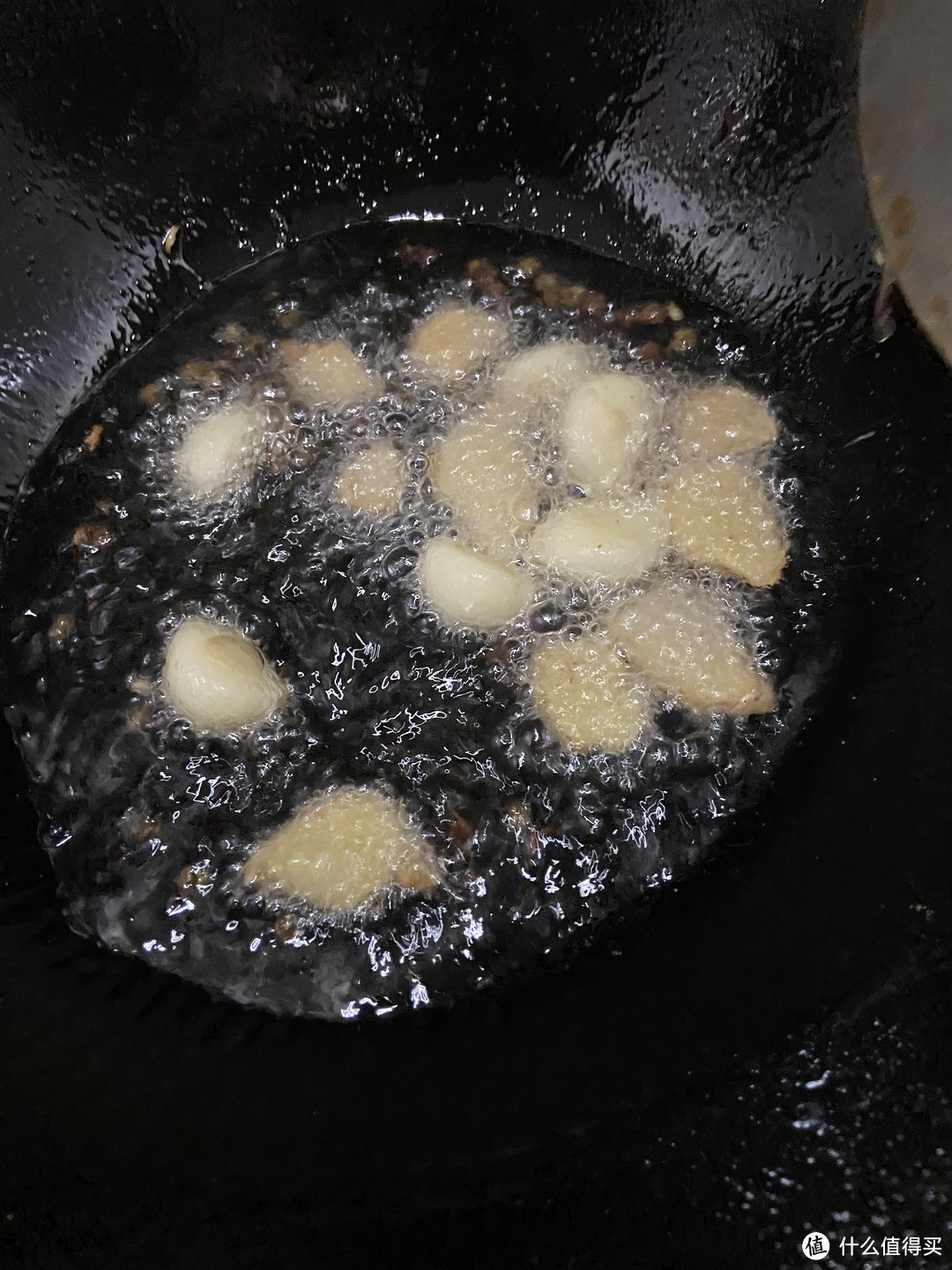 炎炎夏日，教大家做道贵州辣子鸡来下酒，香辣可口，鲜香软糯，啤酒绝配