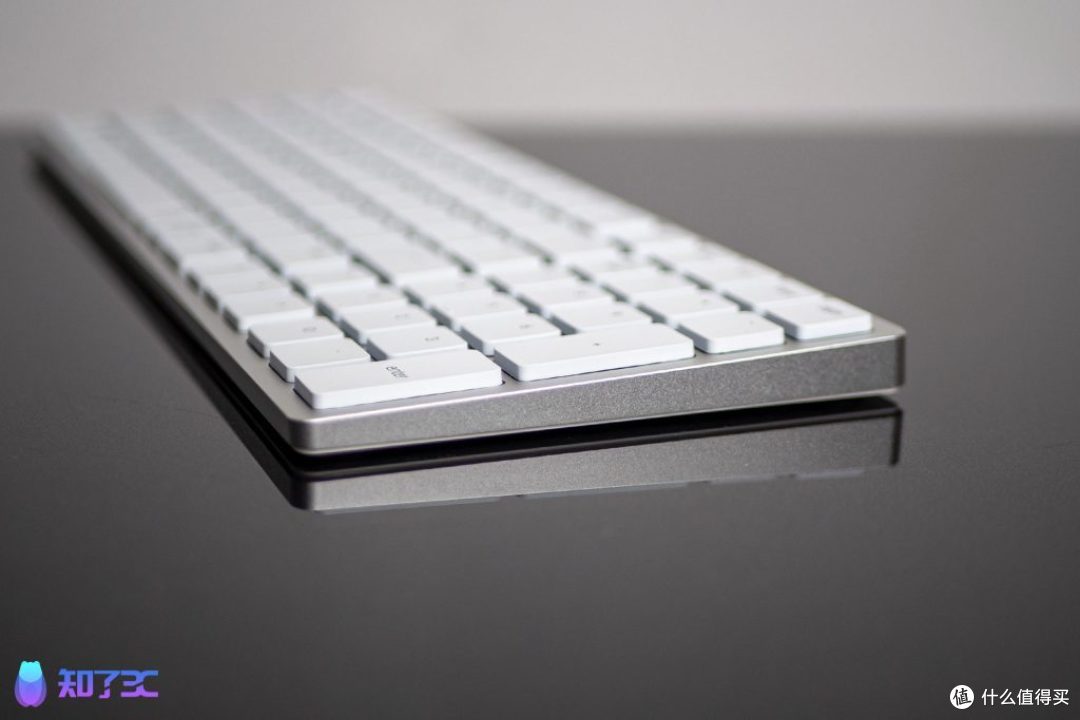 妙控键盘的完美平替？Keychron R1超薄机械键盘评测