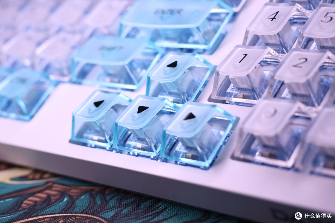 一把适合夏天的键盘  达尔优A98 水透版