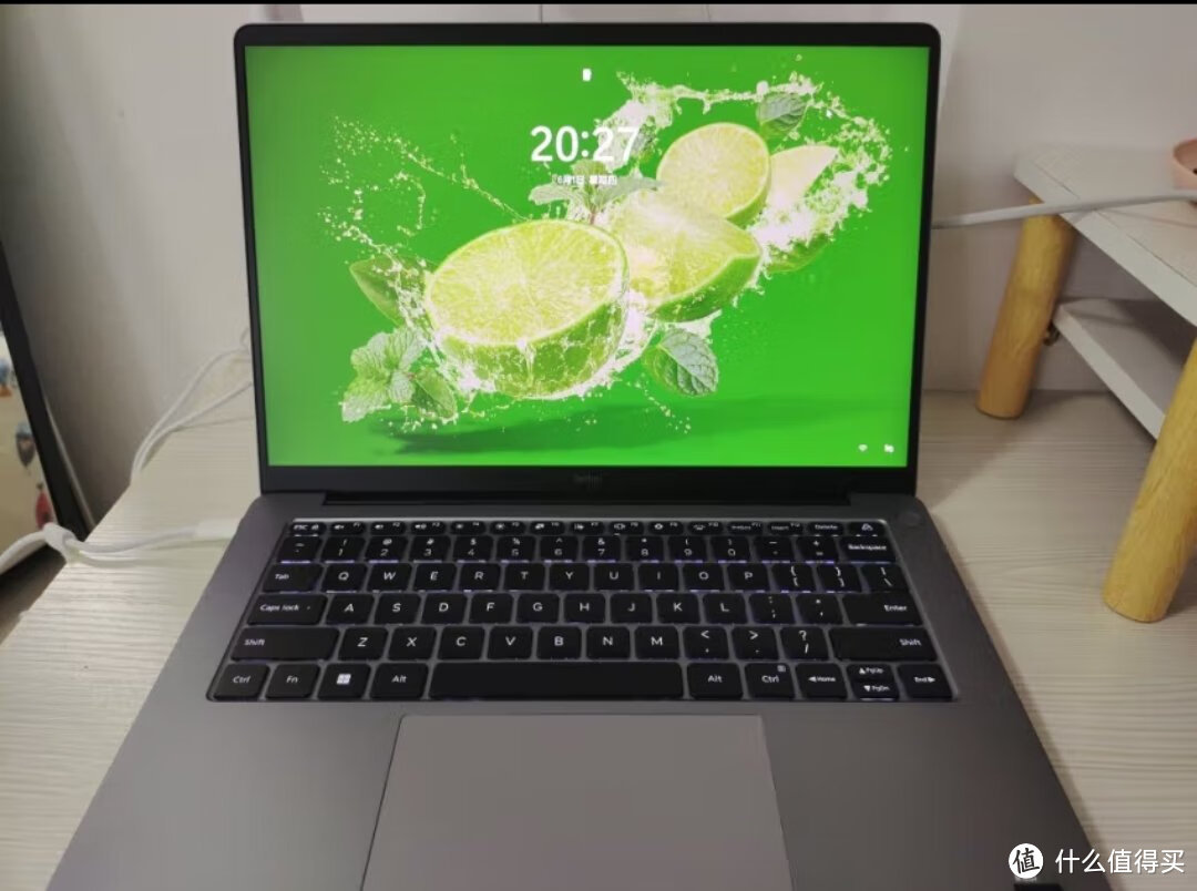Redmi book 14和Magicbook 14,学生党用,哪一款更值得挑选呢?