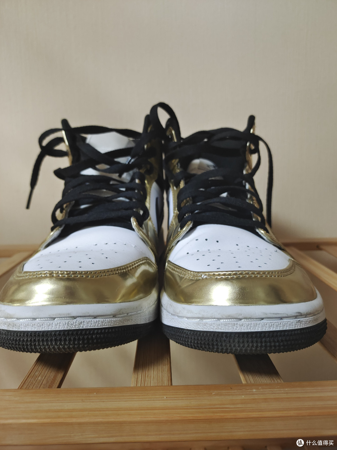 nike这款金色战靴有人喜欢吗