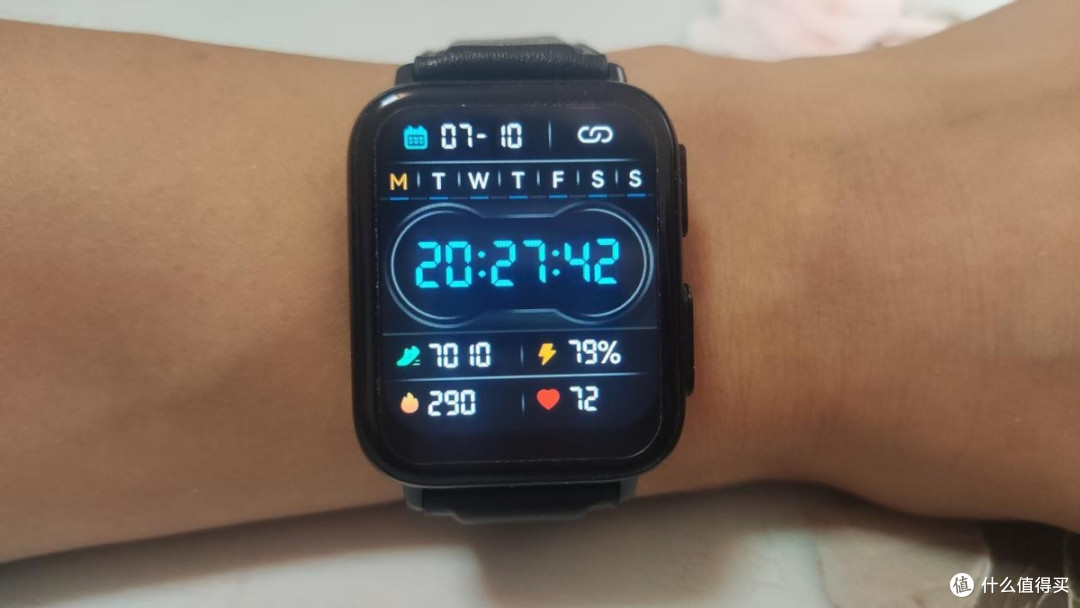 要减肥,管住嘴迈开腿,或者让dido P30轻体智能手表来帮你