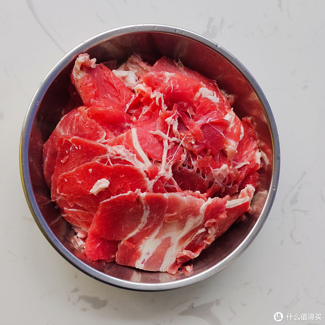 东北最牛X的一道下酒菜——紫苏牛肉——美食分享