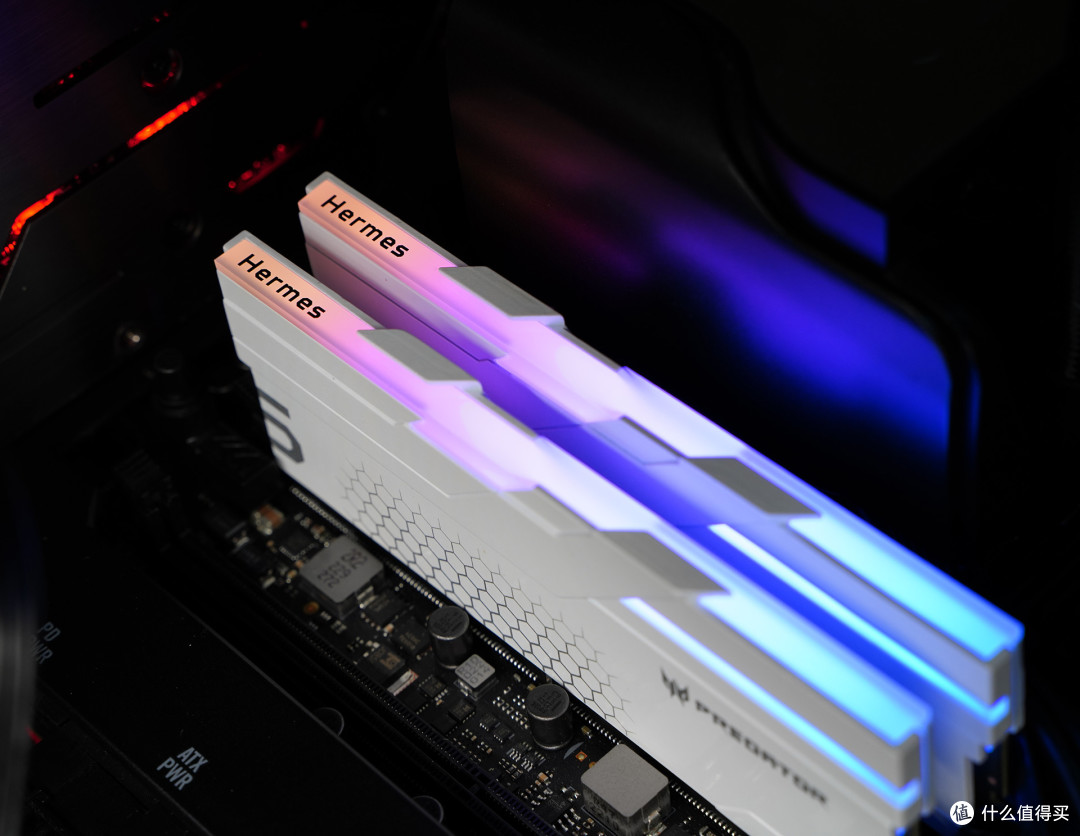 一键尽享高频内存性能 宏碁掠夺者 Hermes DDR5 7600MHz RGB体验分享