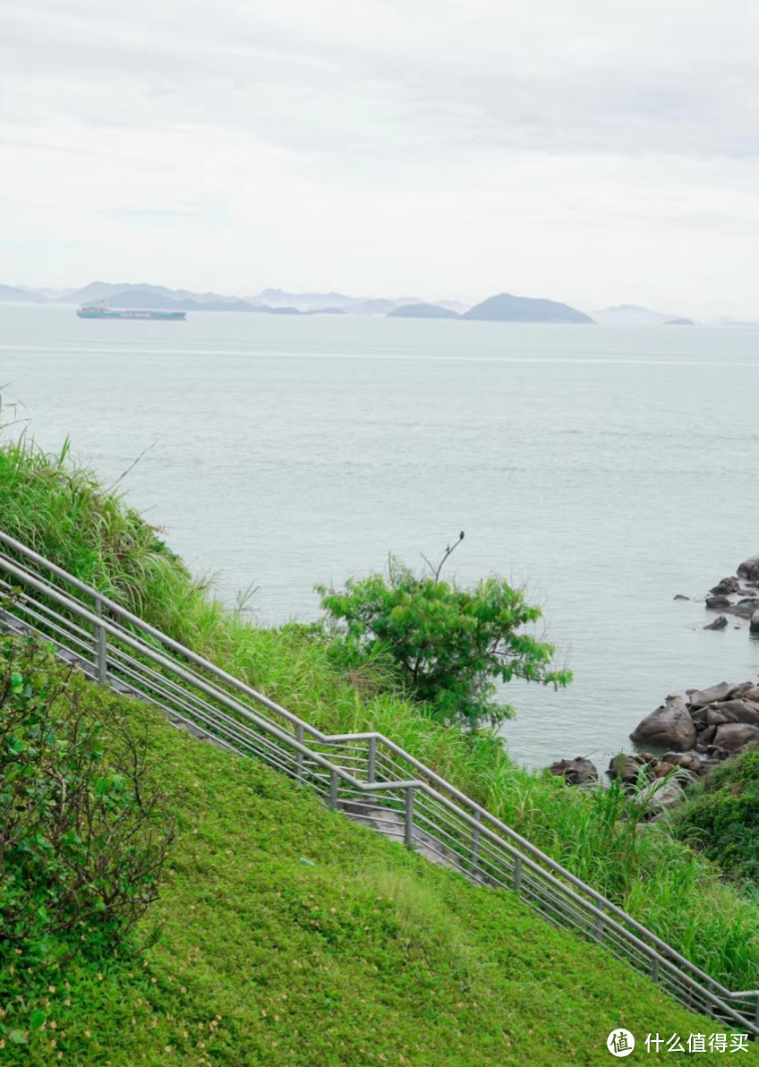 夏日可去的人少景特别美的海岛