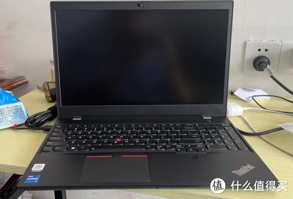 搭载了i7-12700H处理器ThinkPad P15v有什么优点和缺点？