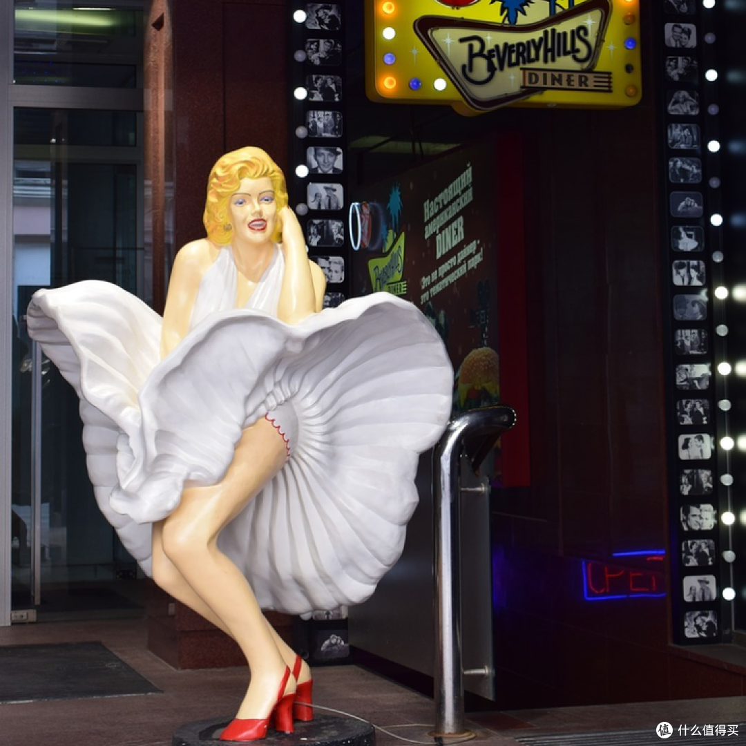 女生用哪款手机好？2023最值得入手的高颜值手机推荐，价格从4399元-6999元不等