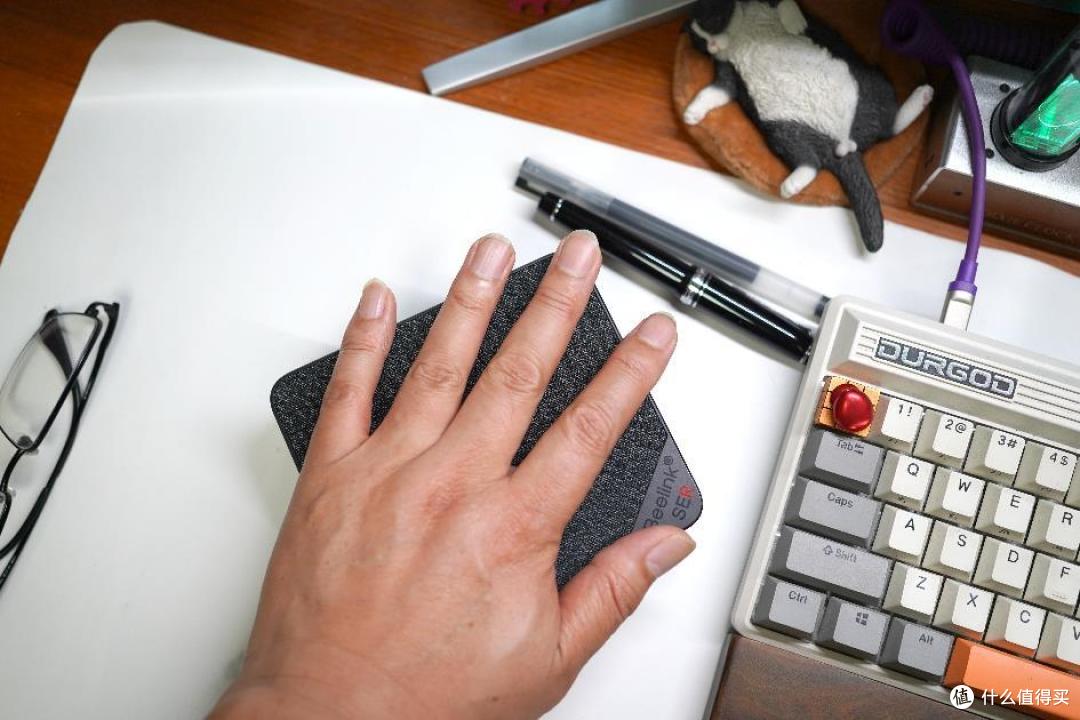 忙里偷闲的娱乐需求,我选择了零刻小主机作为我的桌面主力PC。