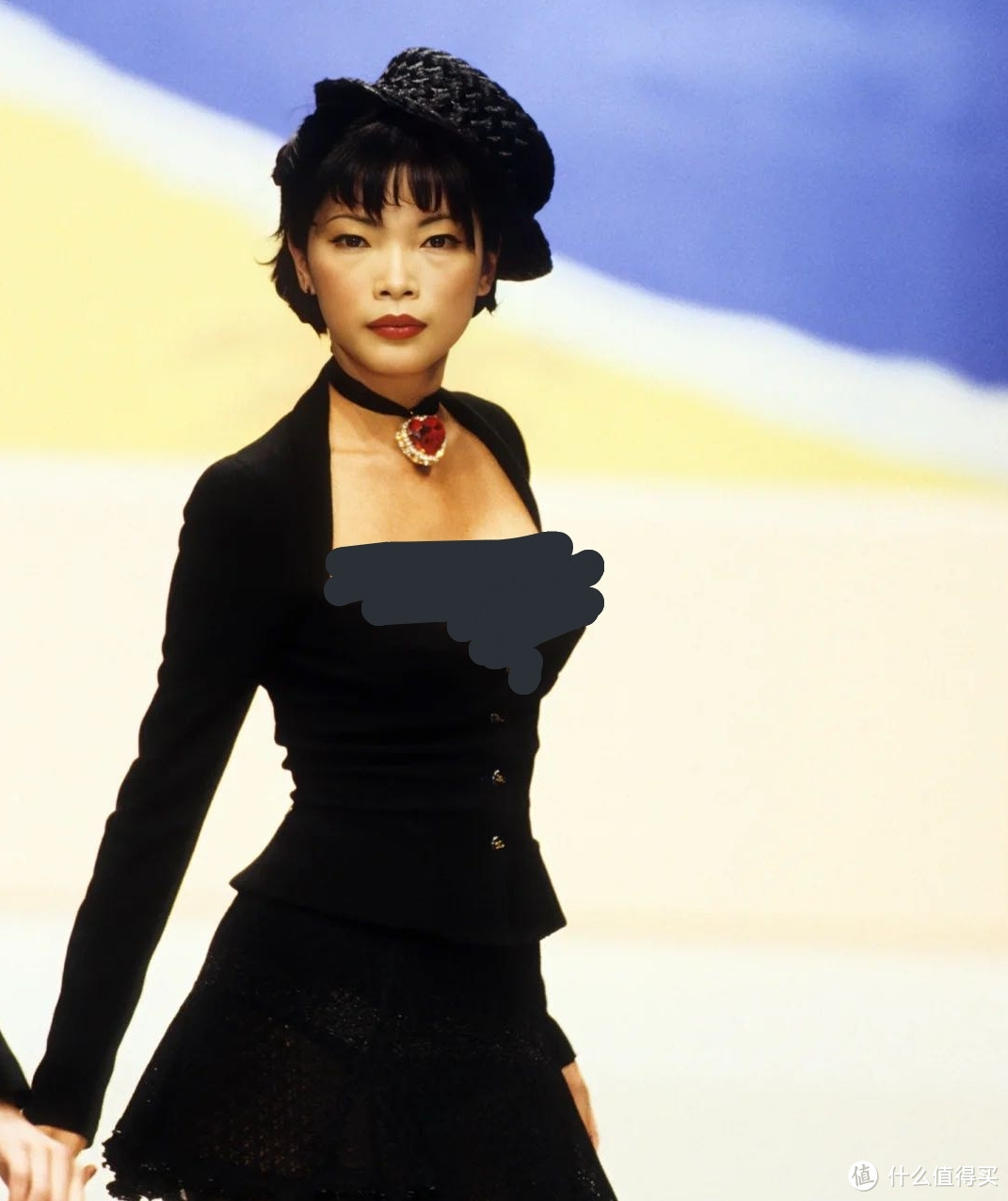 来自Chanel,spring,1995