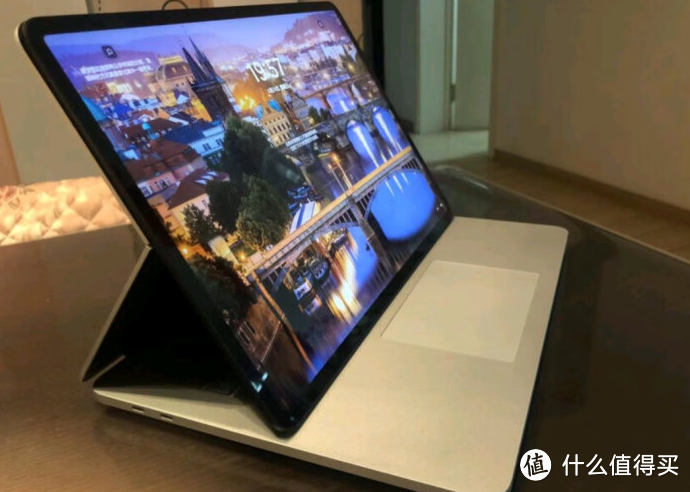 没有护眼能力的微软Surface Laptop Studio，你能给它打几分？