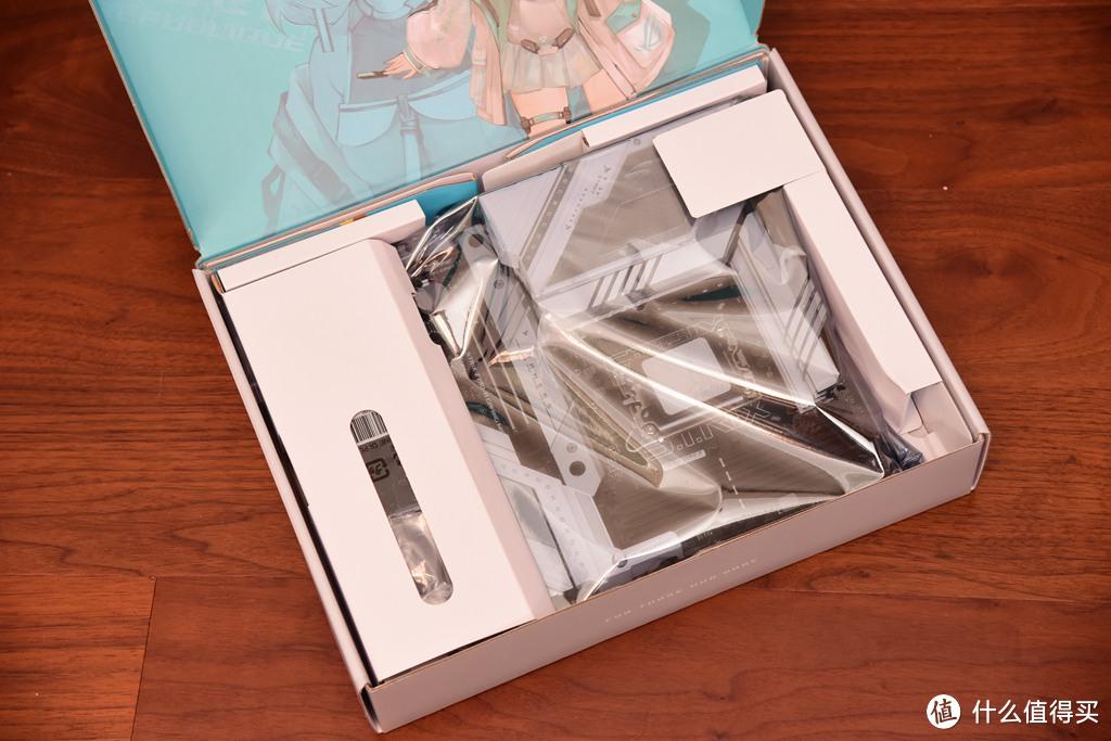 Golden Rabbit Edition万岁!AMD RX7900GRE首发实测!