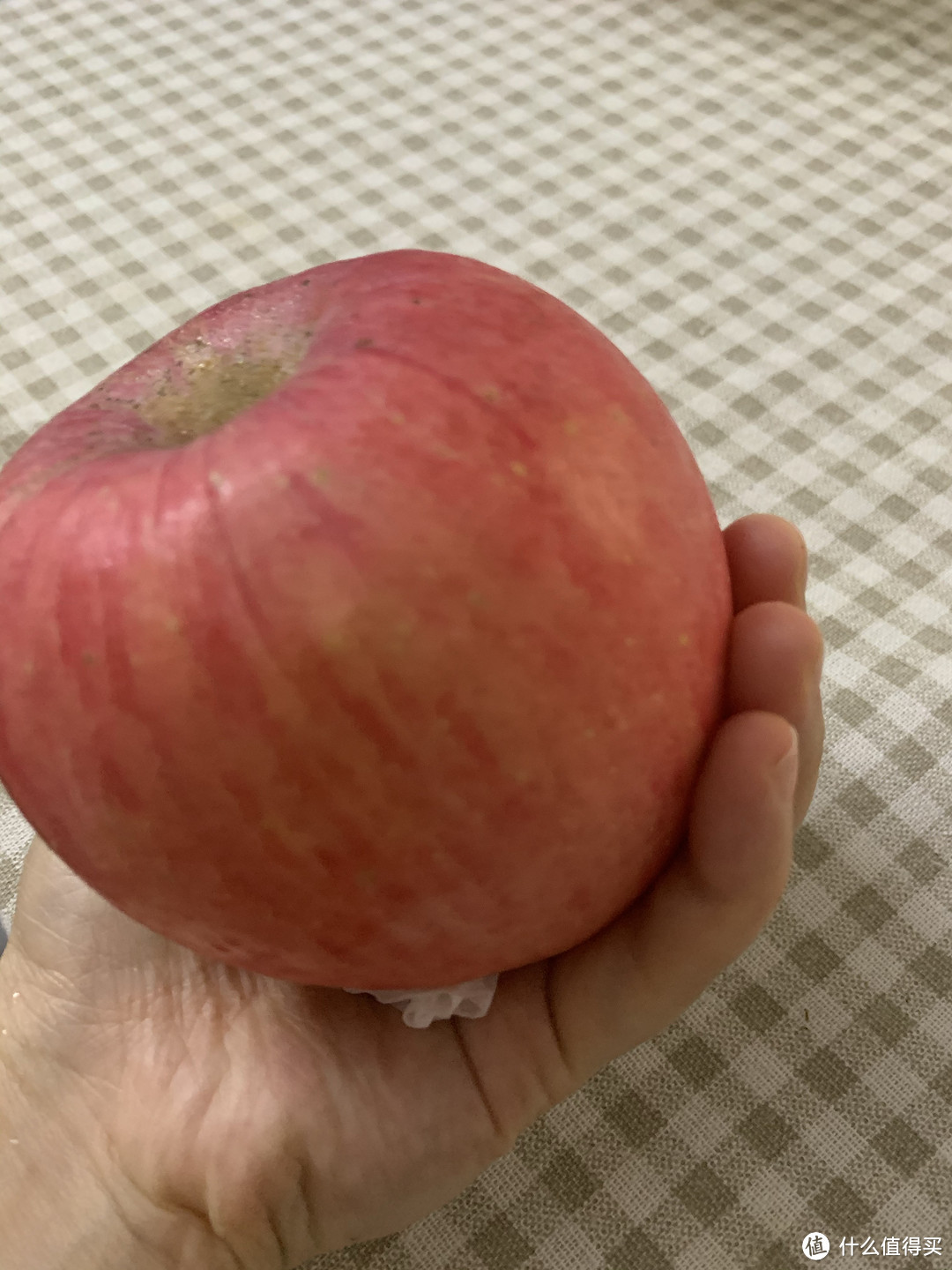 一天一个大苹果，好吃的