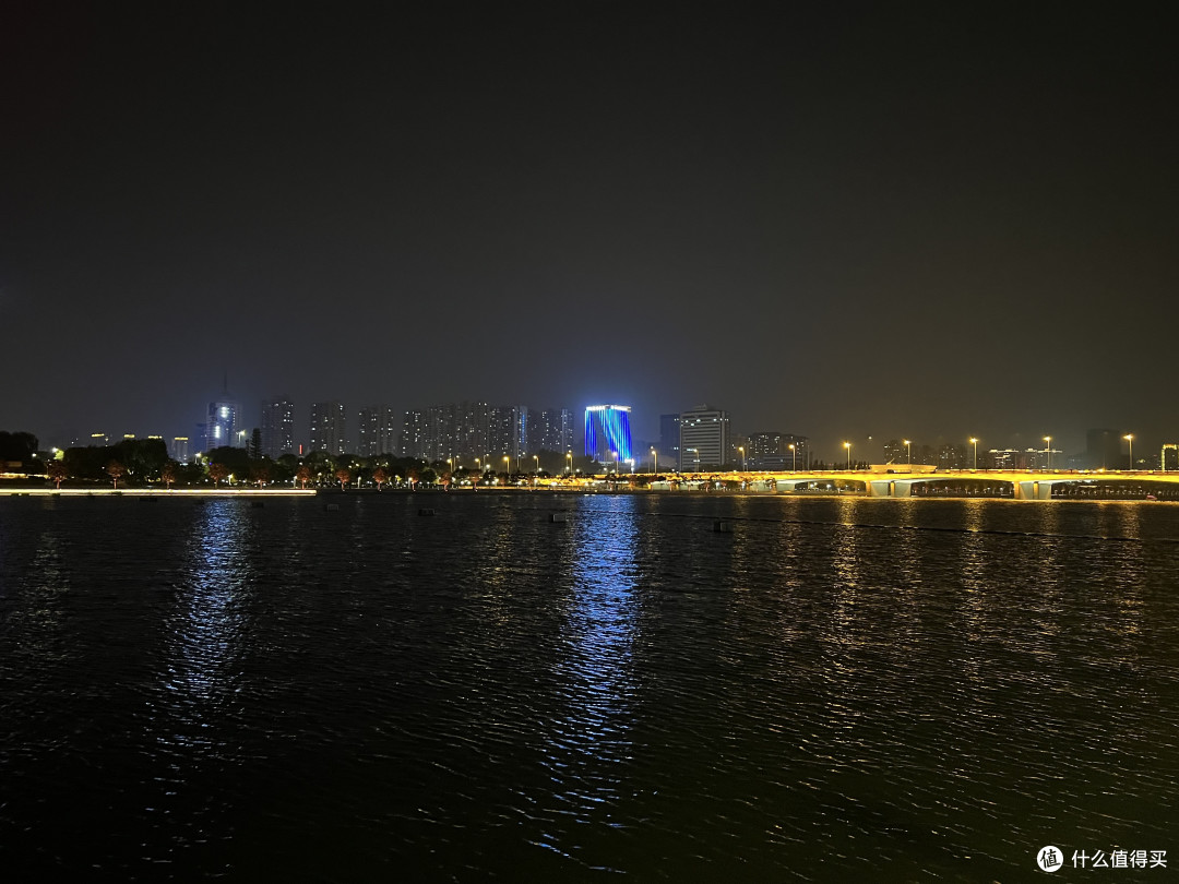 太原一日游:难得的有夜生活的北方城市!