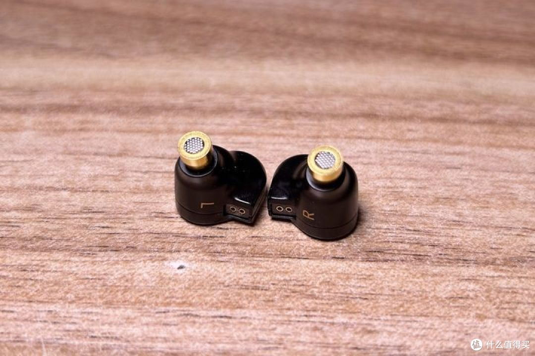 水月雨 竹2 入耳耳机体验 - TDS 出品