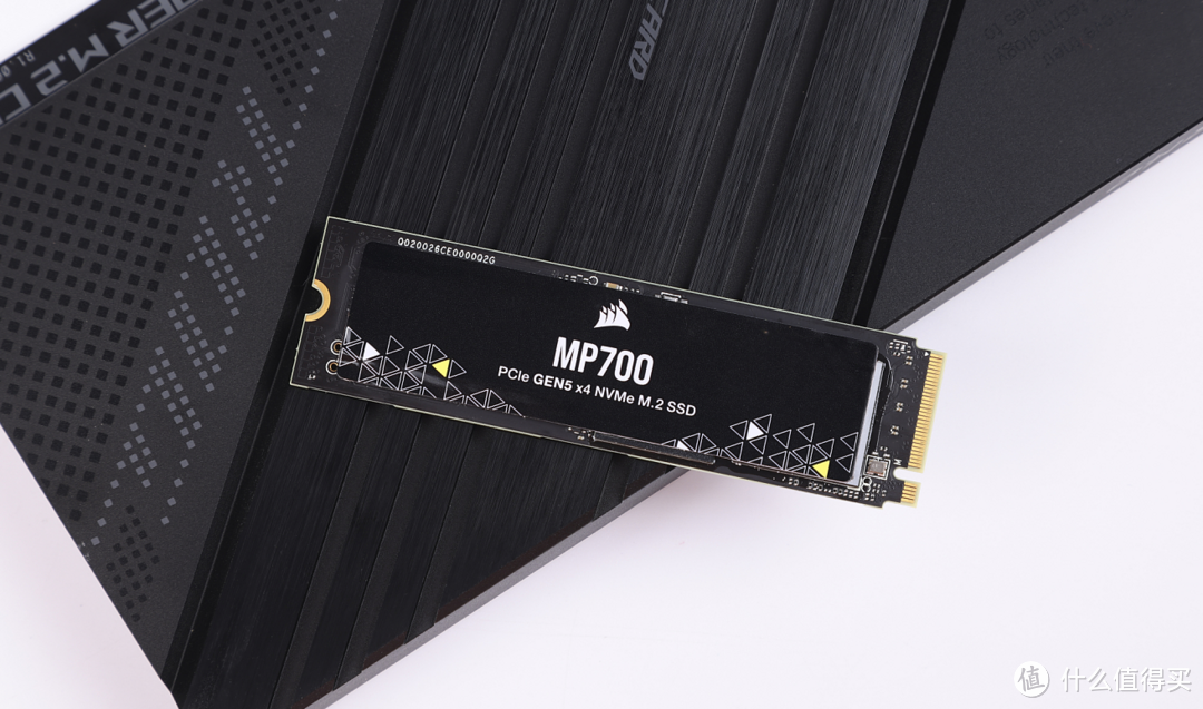 PCIe 5.0有用么？美商海盗船MP700固态硬盘测试报告