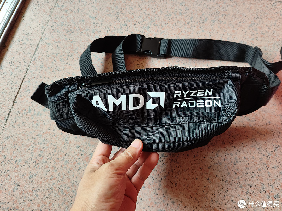 AMD是CPU吧？居然也有腰包