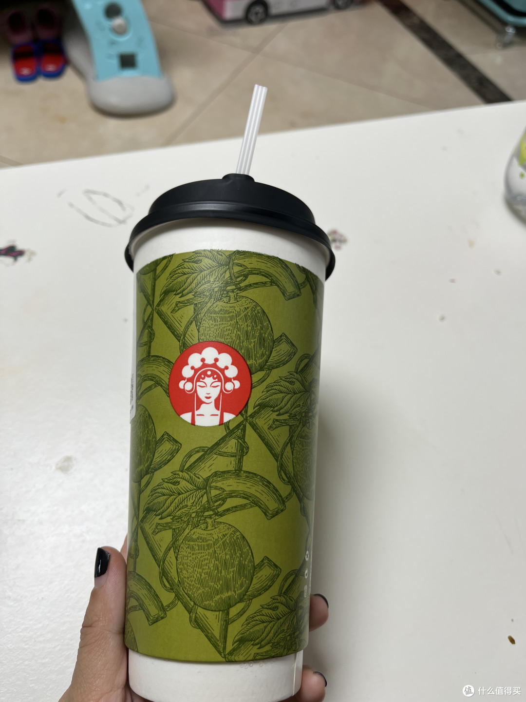 夏日饮品日记⑩|周末就是和小伙伴一起愉快的喝奶茶