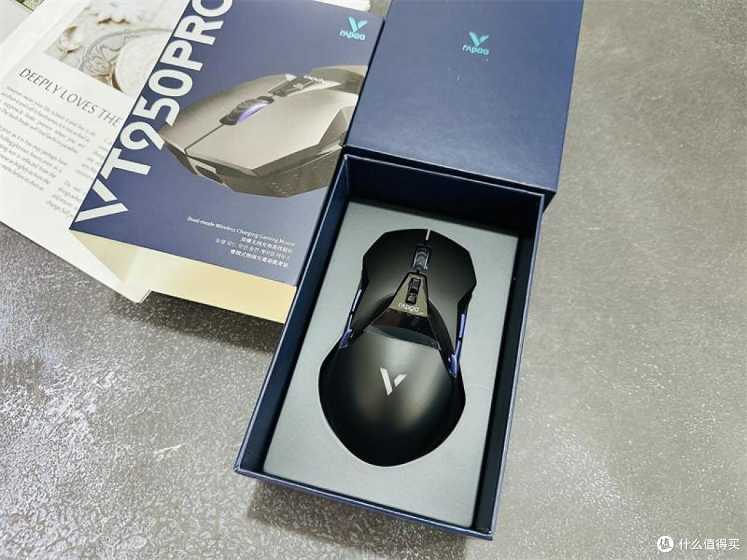 雷柏VT950Pro-支持4K回报率的屏显动力极致游戏鼠标
