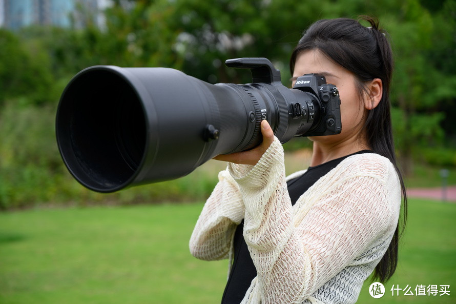 价值近20万器材，手握尼康Z 600mm f/4 TC VR S大炮 告诉你Z8、Z9该买谁