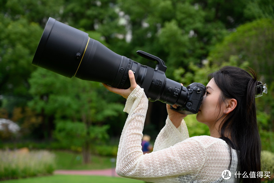 价值近20万器材，手握尼康Z 600mm f/4 TC VR S大炮 告诉你Z8、Z9该买谁