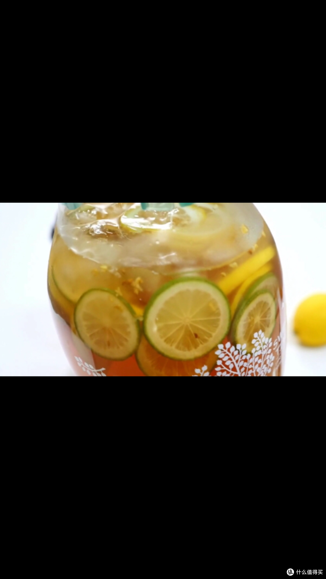 清凉夏日，无糖可乐搭配柠檬，让你的口腔感受冰爽的快乐！