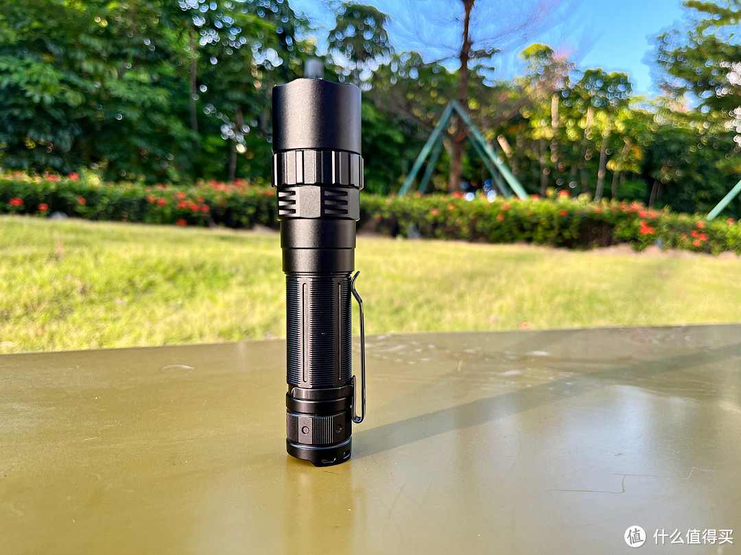 户外照明我选Fenix，菲尼克斯强光远射手电PD40R V3.0体验分享