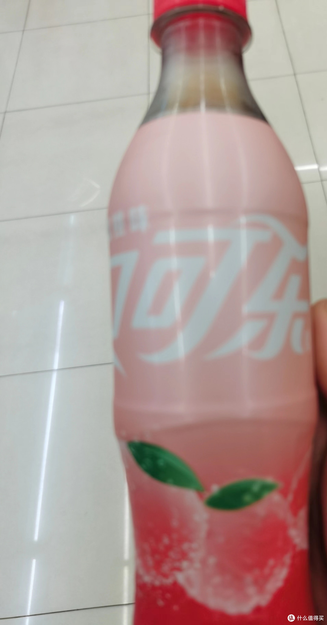 可口可乐蜜桃味,带给你一口果香的畅快体验