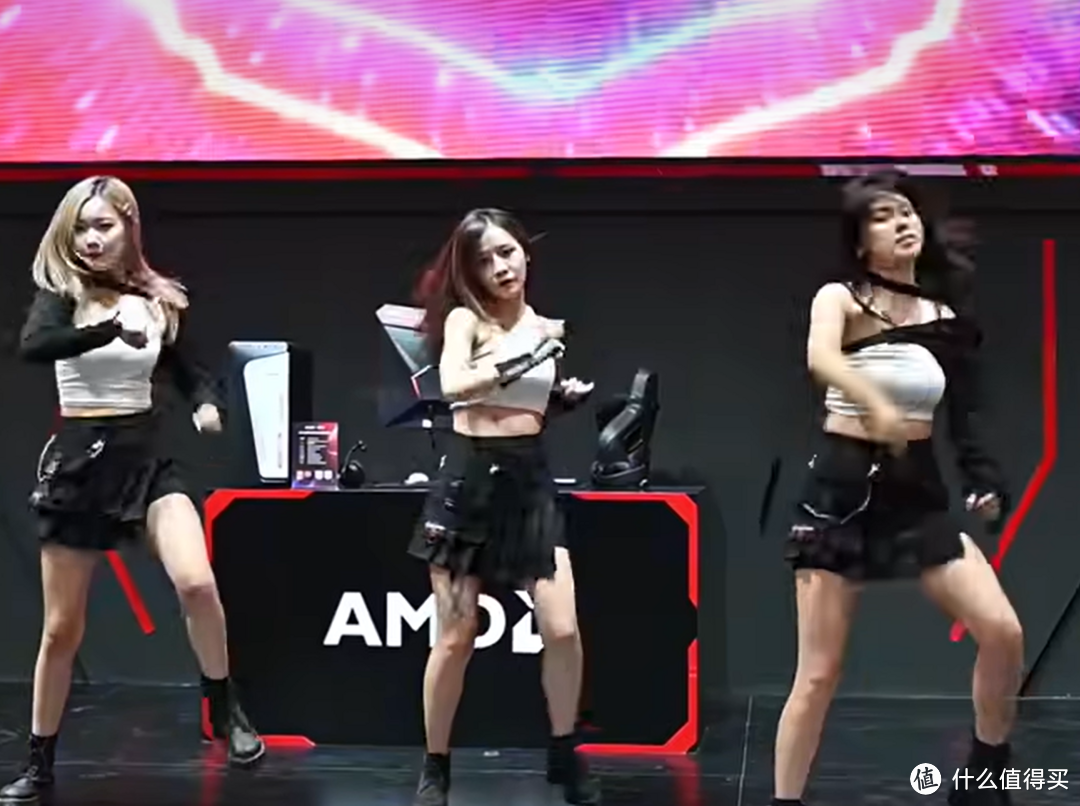 2023chinajoy骁龙展馆人真多 AMD展台的跳舞真不错！