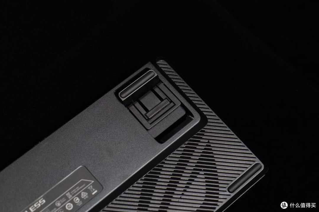 可能是今年ROG最适合常规用户的旗舰键盘——ROG 游侠2开箱使用分享