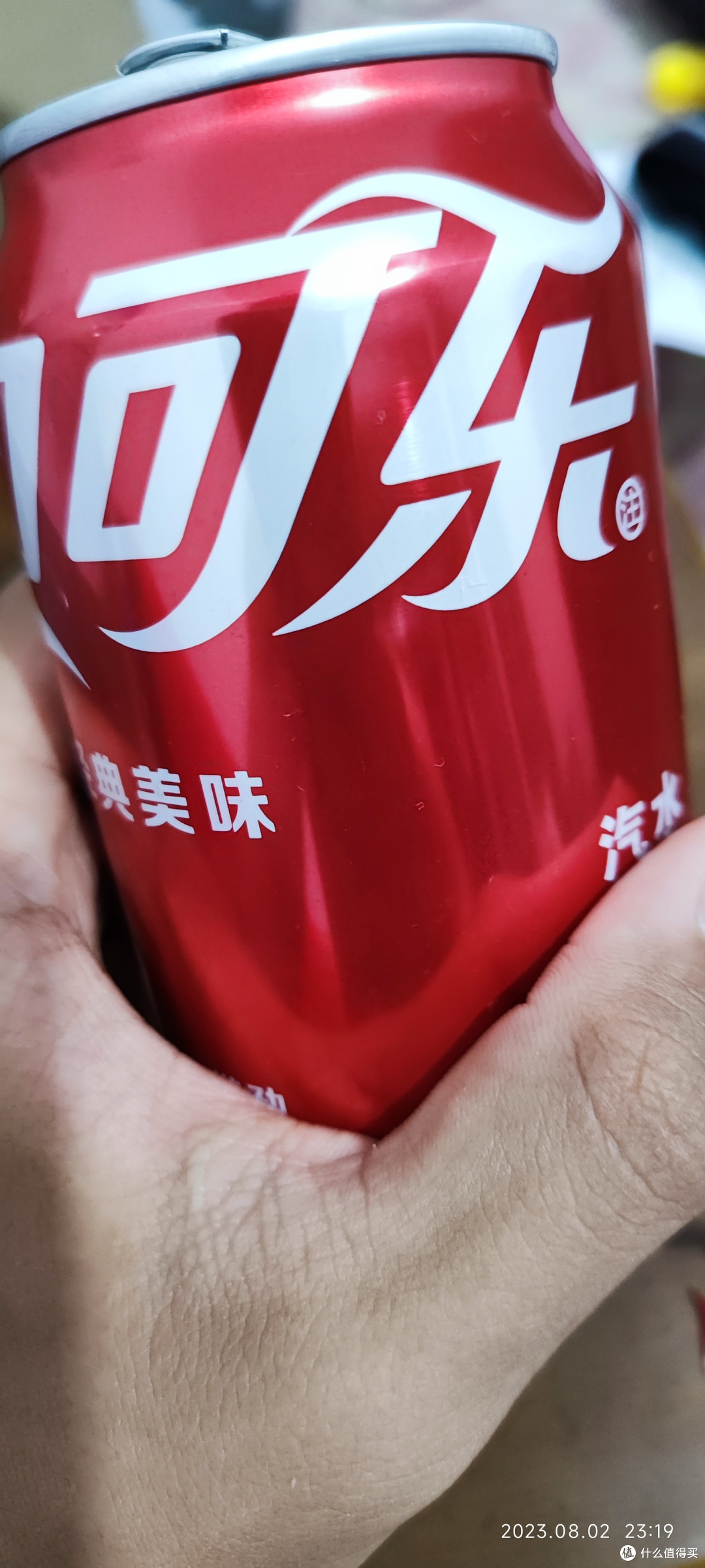 【易拉罐可口可乐:正宗味道,独特仪式感】🥤🍾
