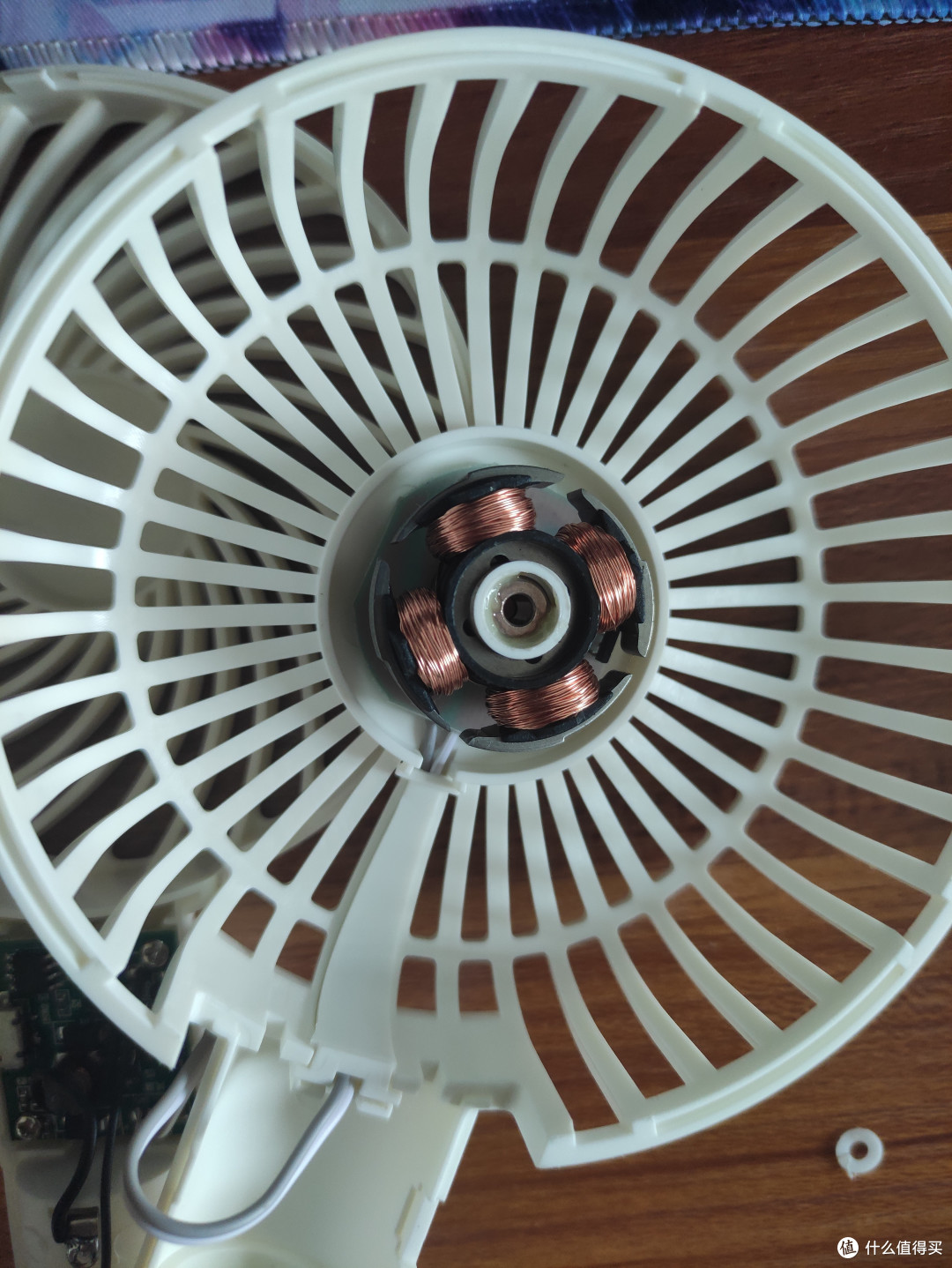 生活电器 篇三:20元内大风力无刷电机手持风扇,立烁f99 2018五叶款