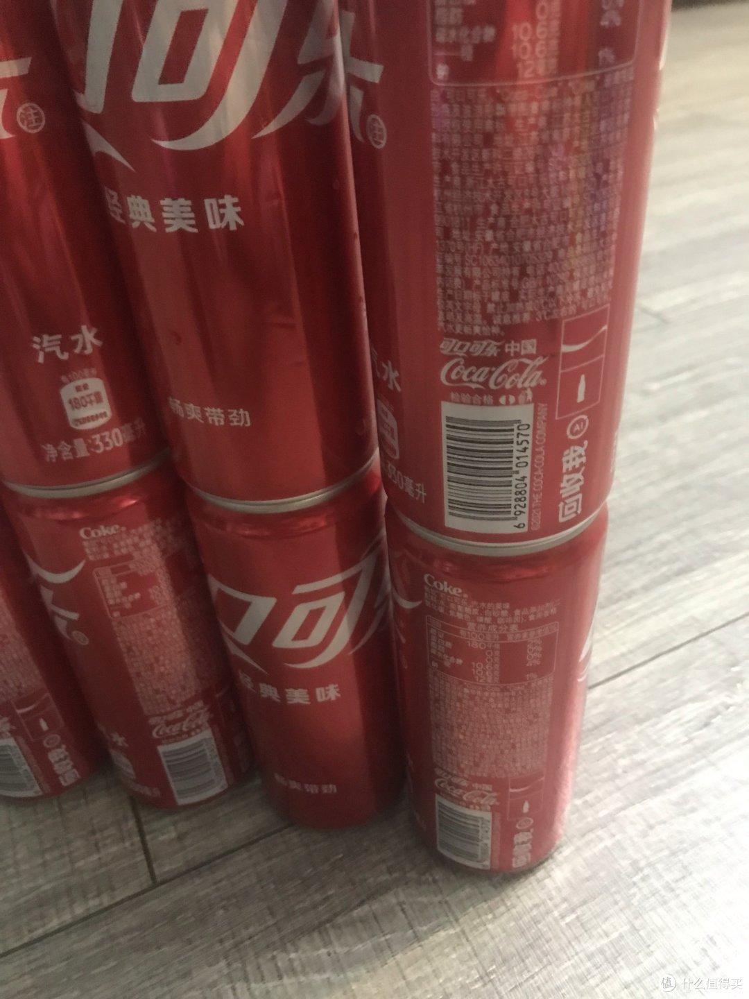 这个夏天，怎么能没有可口可乐，细长罐装更轻盈