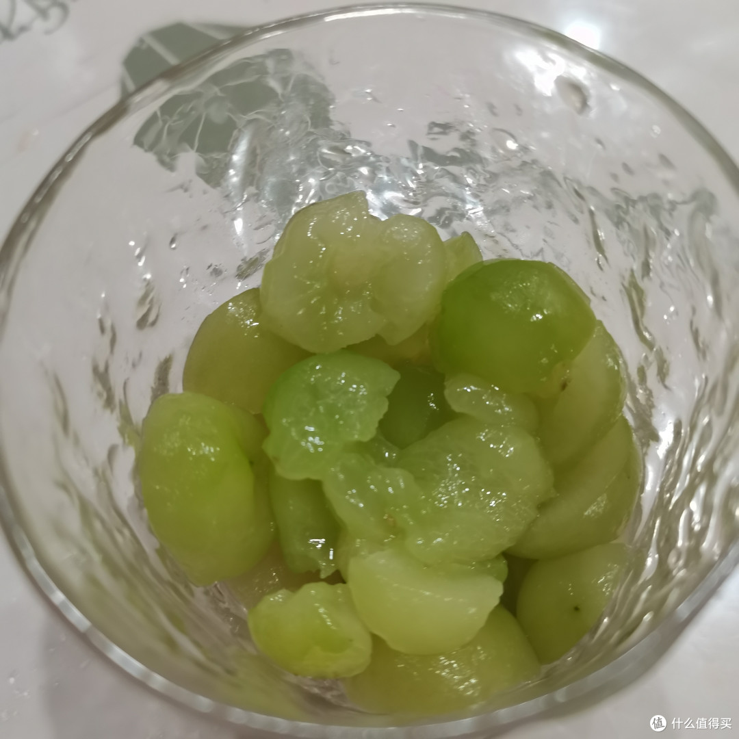 九岁小魔女亲手调制,青提饮料竟然比外面的还好喝!