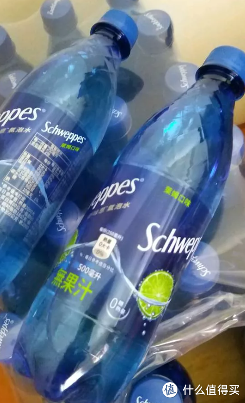 蓝色给我动力-Schweppes怡泉苏打气泡水